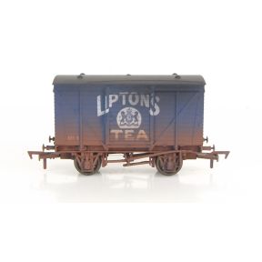 Dapol 4F-011-141 OO Gauge 12 Ton Ventilated Van Lypton's Tea No.1 Weathered