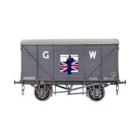 Dapol 7F-066-010 O Gauge GW Standard 12 Ton Van VE Day 80th Anniversary Navy