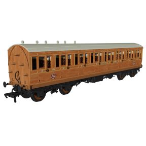 Rapido 978119 OO Gauge Metropolitan Evolution Non Corridor Carriage Pack