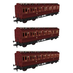 Rapido 978149 OO Gauge NER Evolution Non Corridor Carriage Pack