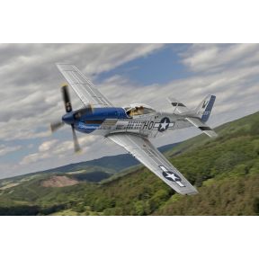 Corgi AA27709 North American P-51D Mustang 'Moonbeam McSwine' William T. Bill Whisner Jr 1945