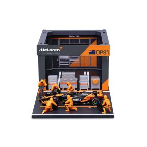 Bburago 18-38451P Mclaren MCL38 2024 Formula 1 Pit Pass Diorama Oscar Piastri