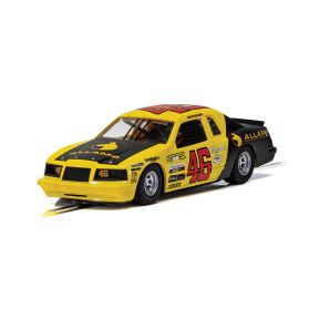 Scalextric C4088 Ford Thunderbird Yellow & Black No.46