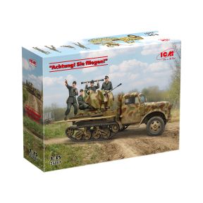 ICM 35407 Achtung! Sie fliegen! Sd.Kfz.3b With 2cm Flak 38 And Crew Plastic Kit