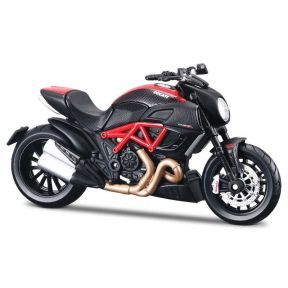 Maisto 39300 Ducati Diavel Carbon Motorbike