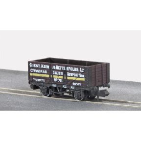 Peco NR-P411 N Gauge 7 Plank Wagon 'Guesty Keen & Nettlefolds Ltd'