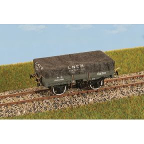 Parkside Models PA63 OO Gauge LNER Wagon Tarpaulins Pack Of 8