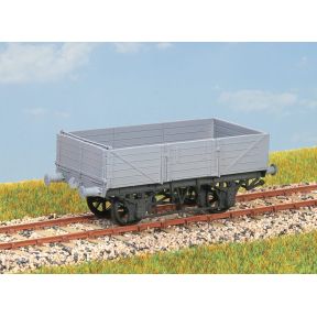 Parkside Models PC82 OO Gauge GW 12 Ton China Clay Wagon Plastic Kit