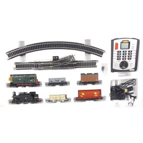Hornby R1126-SH OO Gauge Mixed Freight Digital Train Set