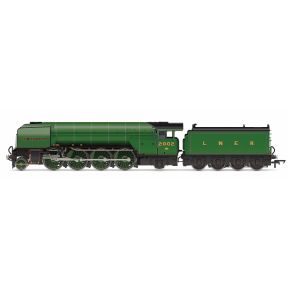 Hornby R30350SS OO Gauge LNER P2 2-8-2 2002 'Earl Marischal' LNER Green With Steam Generator