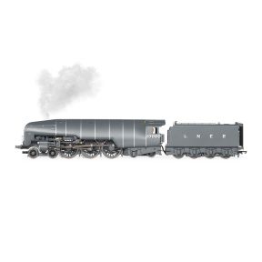 Hornby R30352SS OO Gauge LNER W1 Hush Hush 4-6-4 10000 LNER Grey With Steam Generator