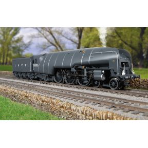 Hornby R30352SS OO Gauge LNER W1 Hush Hush 4-6-4 10000 LNER Grey With Steam Generator