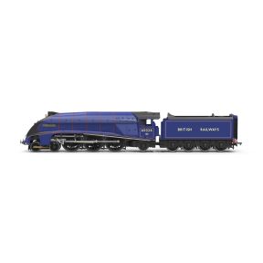 Hornby R30553SS OO Gauge LNER A4 4-6-2 60024 'Kingfisher' BR Blue British Railways With Steam Generator