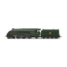 Hornby R30554SS OO Gauge LNER A4 4-6-2 60002 'Sir Murrough Wilson' BR Green Early Crest With Steam Generator