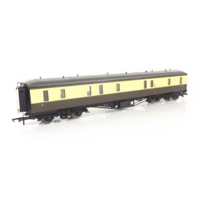 Hornby R4500-SH OO Gauge GW Hawksworth Passenger Brake GW Chocolate And Cream W316W