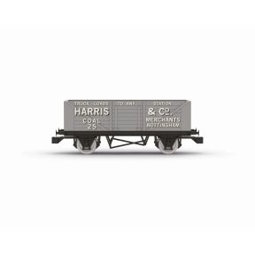 Hornby R60270 OO Gauge RailRoad Plank Wagon Harris