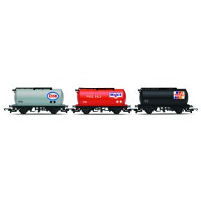 Hornby R60362 OO Gauge RailRoad Tankers Triple Pack