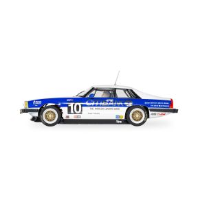 Scalextric C4400 Jaguar XJS 1986 Bathurst 1000 Goss + Muir