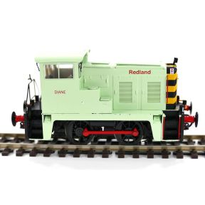 Gaugemaster GM4240401 OO Gauge Class 02 Shunter D2846 'Diane' Redland Khaki