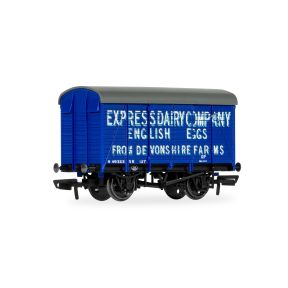 Hornby R60279 OO Gauge SR 12 Ton Box Van Express Dairies 48323
